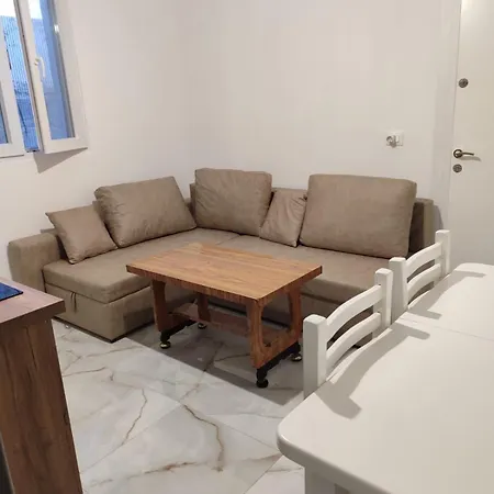 2 Apartman *
